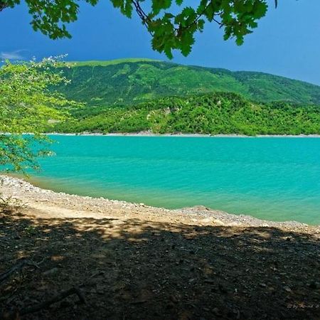 Saint-Martin-de-la-Cluze Gite Proche Des Passerelles Et Du Lac De Monteynard מראה חיצוני תמונה